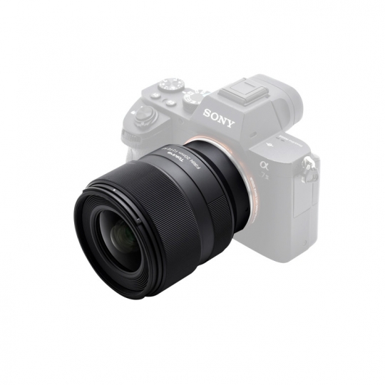 Tokina Firin 20mm f/2.0 FE AF