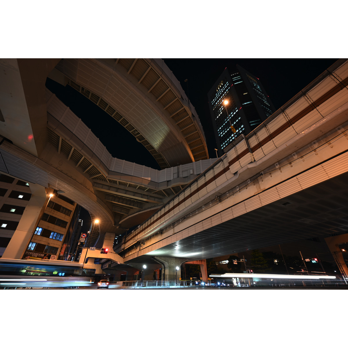 NIKKOR Z 17-28mm f/2.8